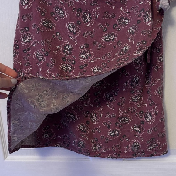 Abercrombie & Fitch Asymmetrical Skirt - Burgundy Floral - Picture 4 of 6